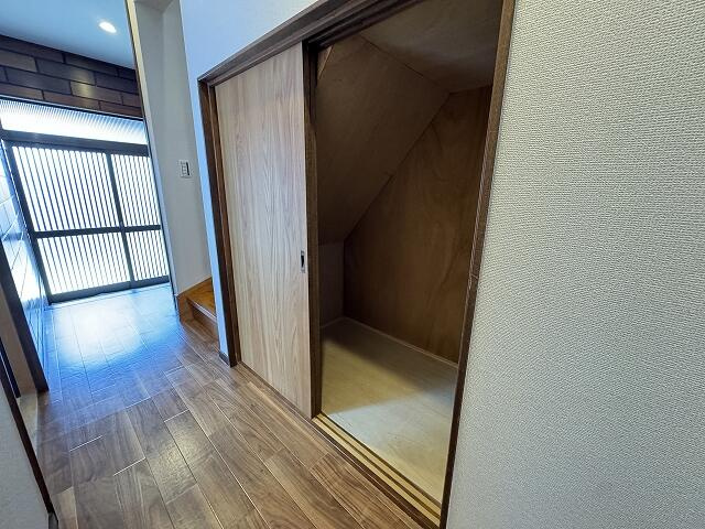宇都宮市氷室町　3ＬＤＫ　中古住宅の玄関