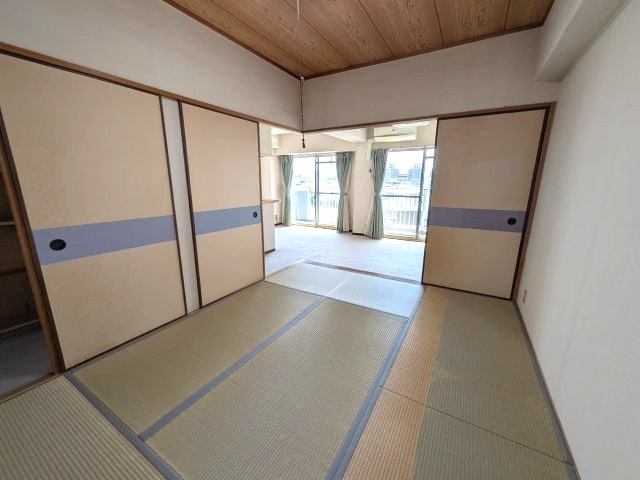 パレス北和泉（4階）