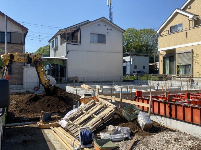 『八王子市新築戸建て』八王子市宮下町93【仲介手数料無料】　５期の前面道路含む現地写真|～仲介手数料無料☆八王子ひなた不動産～八王子市宮下町　新築戸建て