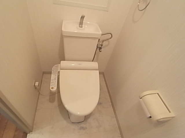 S-RESIDENCE夙川のトイレ