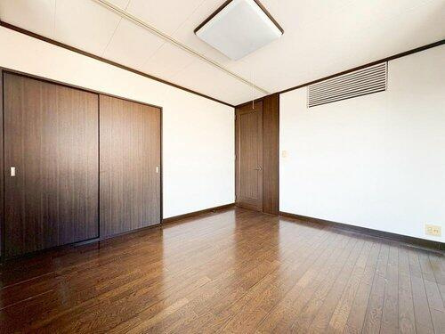 宇都宮市横山1丁目　4ＳＬＤＫ　中古住宅の洋室