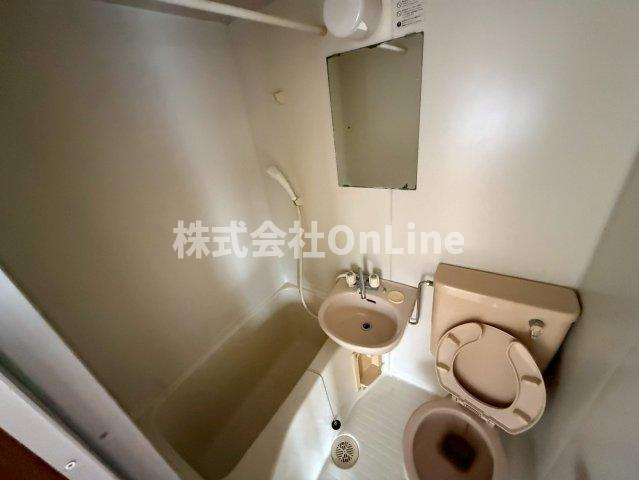 八尾市東山本町５丁目のアパートのトイレ
