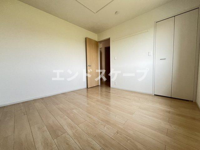 彩　ｔａｋａｓａｋｉ　Ⅱの洋室|高崎、前橋のお部屋探しはエンドスケープまで！お客様の理想お聞かせ下さい♪
