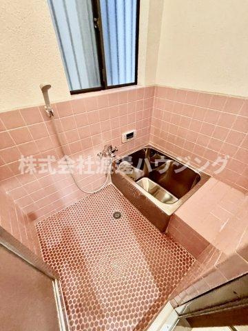 垣内町借家の浴室