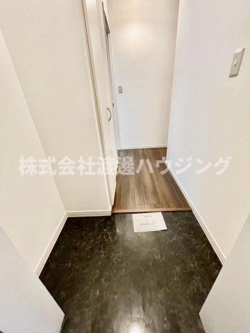 アンプルールフェール今津の玄関