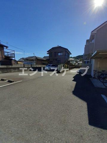 プチシャン・ヴィラの駐車場|高崎、前橋のお部屋探しはエンドスケープまで！お客様の理想お聞かせ下さい♪
