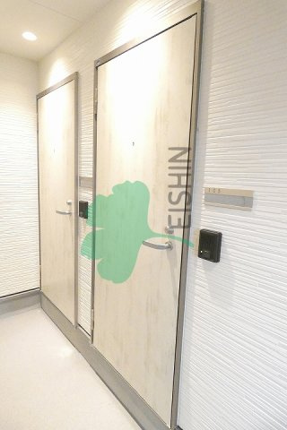 REGALEST PRESTON春日(レガレストプレストン春日)のエントランス