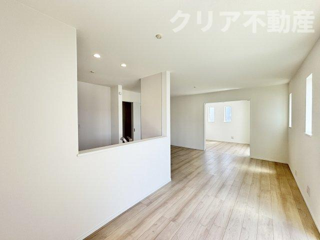 【居間・リビング】 | 高崎市石原町新築　全室南向き♪