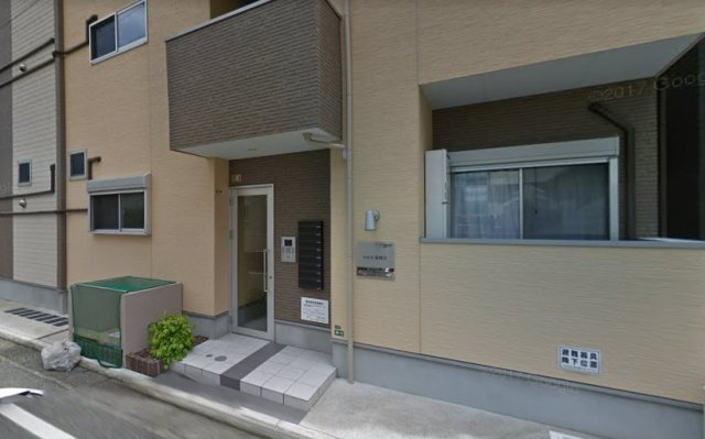 RAISE箱崎宮(ライズ箱崎宮)のエントランス