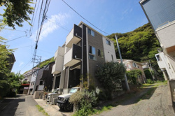 山の根　戸建（2018年築・駅徒歩3分）の画像