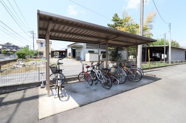 オルタシア カツラのその他|駐輪場