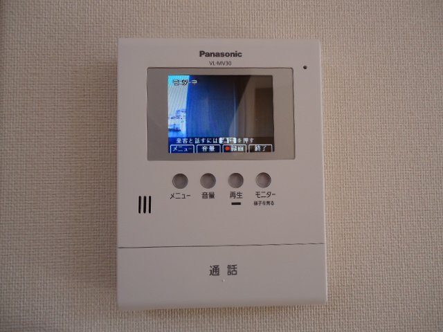 プチボヌールの内装|カメラ付インターホン