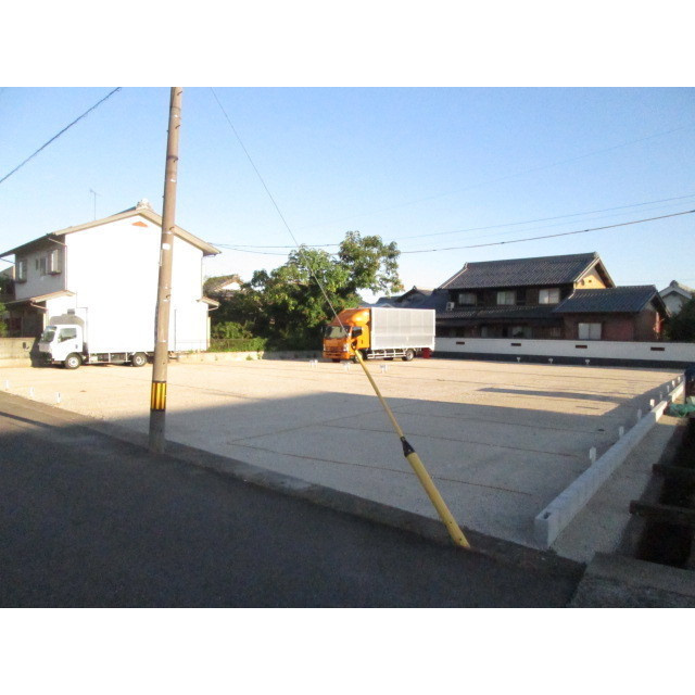 岐阜市岩地２丁目の駐車場