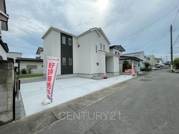 前橋市上新田町A号棟の居間・リビング