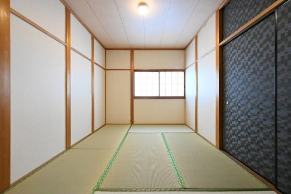 葛城市南今市　一戸建の和室|■現地撮影写真■ほっこり落ち着ける和室！客間としてもご利用いただけます！