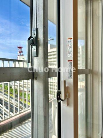隅田グリーンマンションの内装|二重サッシにつきまして防音性良好