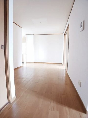 メープルタウンＡの居間・リビング