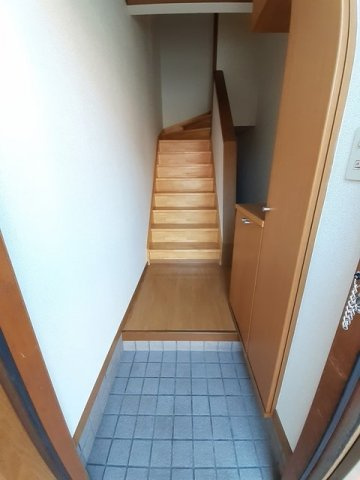 メープルタウンＢの玄関