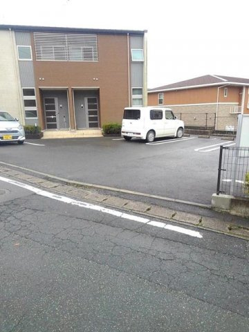 エスポワールＤの駐車場