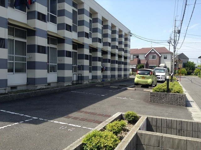 レオパレス岡崎ウエストのその他|近くの月極め駐車場のご案内も可能です。