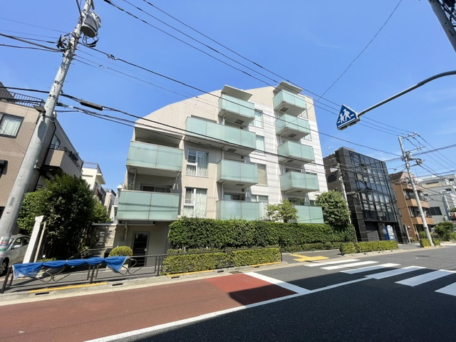 パルテール小石川五丁目の外観