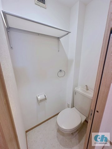 エスポワール大森 103号室のトイレ