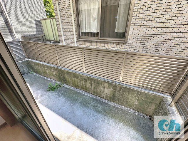 エスポワール大森 103号室のバルコニー