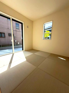 【和室】 | 龍ケ崎市姫宮町 | 人気の和室付きで落ち着いた住空間を実現できます。くつろぎのスペースとしてはもちろん、多目的に使える便利な一室となっております。
