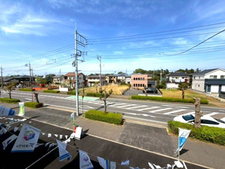 【展望】 | 龍ケ崎市城ノ内第9 | 開放感のある眺望が魅力の物件です。日当たり・通風ともに良好で、室内にいながらも広がりを感じられる快適な住環境となっております。
