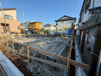 【外観】 | つくば市高見原9期　新築戸建て　1号棟 | 建築前の現地写真です。周辺環境や敷地の広さ、日当たりなどを事前にご確認いただけます。完成後のイメージもしやすい立地となっております。