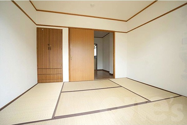 三沢第2マンションりわの和室