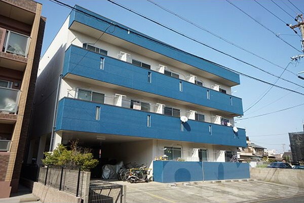 三沢第2マンションりわの外観