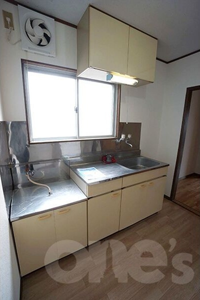 三沢第2マンションりわのキッチン