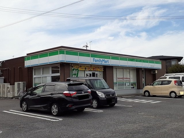 熊本市東区若葉６丁目のアパートの周辺|ファミリーマート広木町店まで700m
