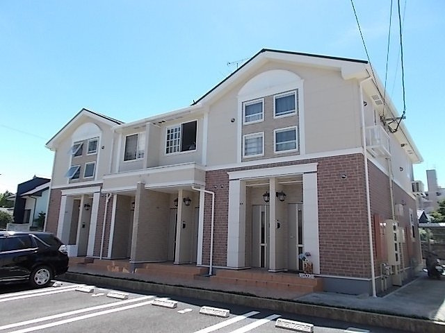 熊本市中央区坪井５丁目のアパートの外観|おしゃれな外観です
