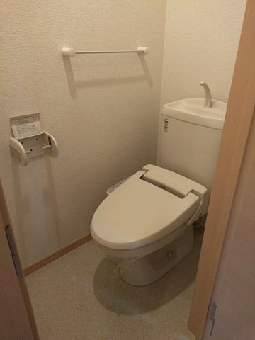 熊本市中央区坪井５丁目のアパートのトイレ|コンパクトで使いやすいトイレです