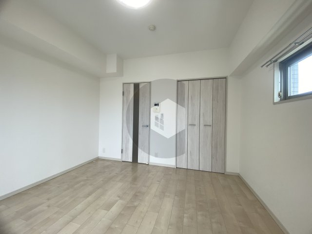プレシオ小阪の寝室