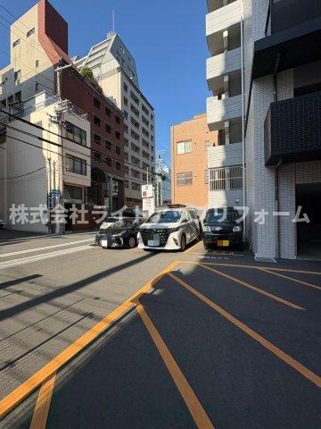 プレサンス神戸水木通ルミエスの駐車場