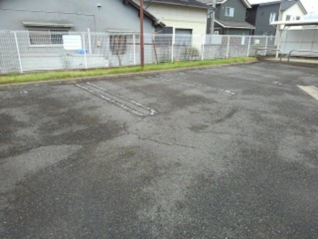 イノセント　エンジェルの駐車場