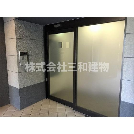 モノリス・ワンのエントランス|エントランス