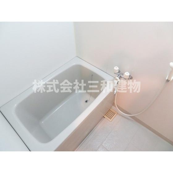 モノリス・ワンの浴室|浴室