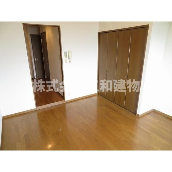 モノリス・ワンの収納|洋室