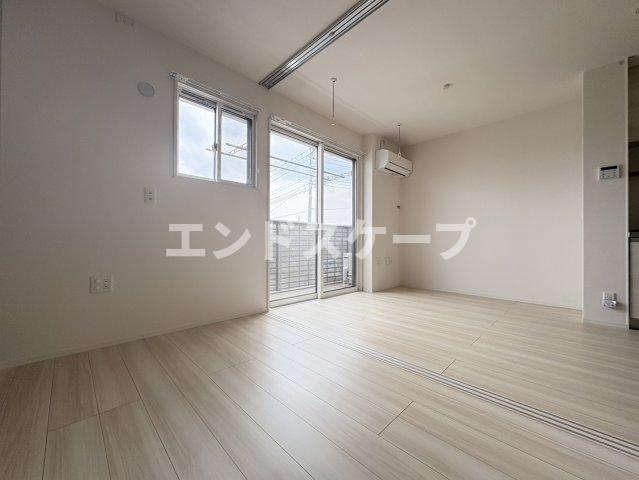 ガーベラの居間・リビング|高崎、前橋のお部屋探しはエンドスケープまで！お客様の理想お聞かせ下さい♪
