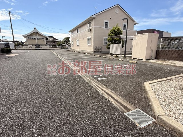 プロニティ風雅Bの駐車場|カースペースがあります