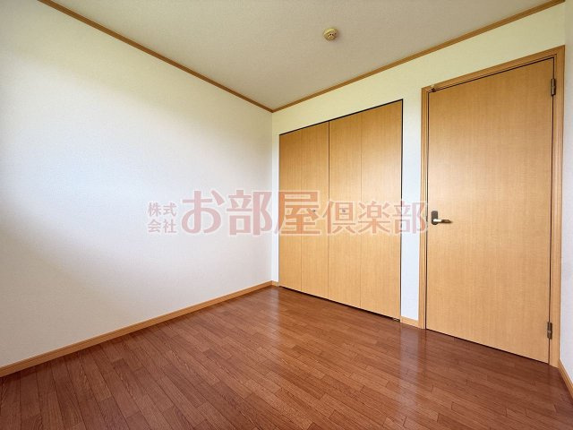 プロニティ風雅Bの寝室|ゆとりの広さです