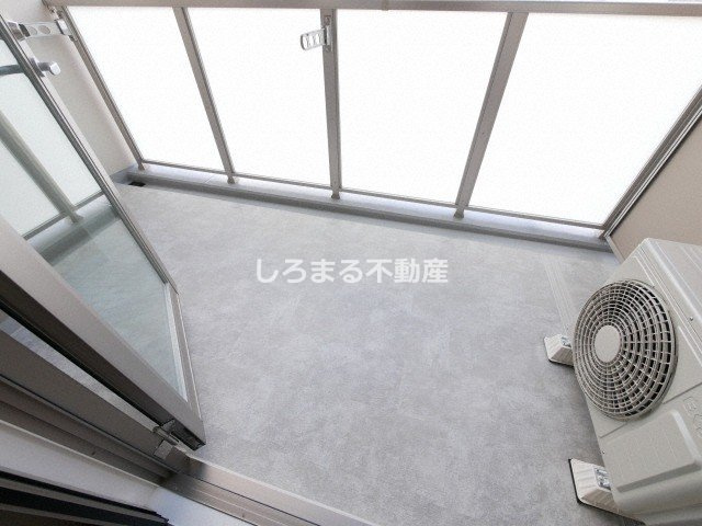アーバネックス新町のバルコニー