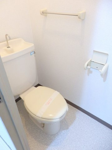 ニューシティフジモトのトイレ|コンパクトで使いやすいトイレです