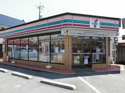 ブライト　ローレルの周辺|セブンイレブン本町店まで200m
