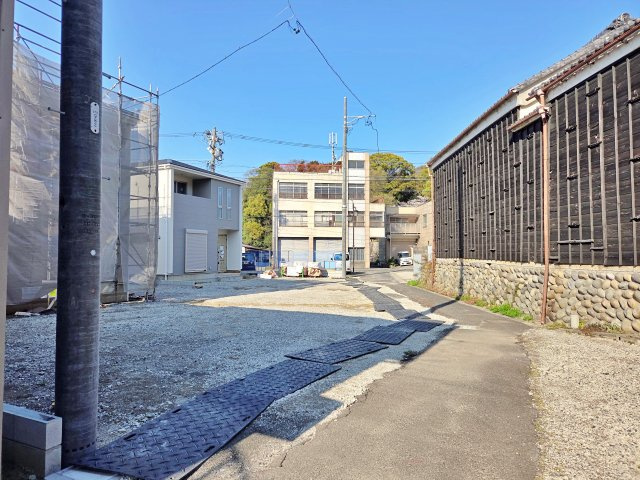 【前面道路含む現地写真】 | 知多市岡田開戸1号棟【仲介手数料0円】