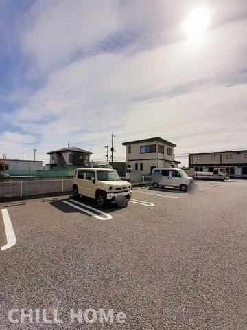 アンジュ・プレッソＣの駐車場|当社、チルホームのHPもご覧ください(^^)/物件情報多数♪